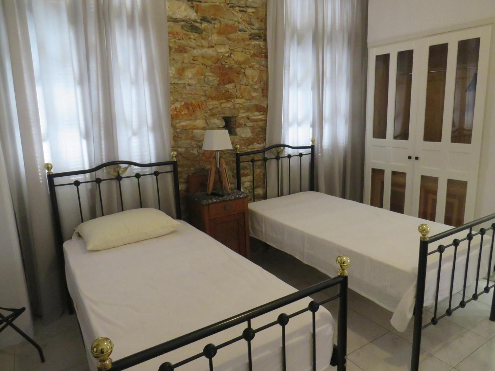 Axilleion Boutique Hotel Ermoupoli Exterior photo